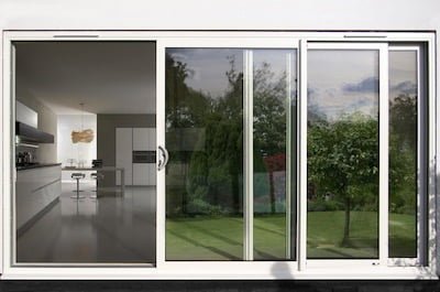 Balconera corredera de aluminio en Barcelona