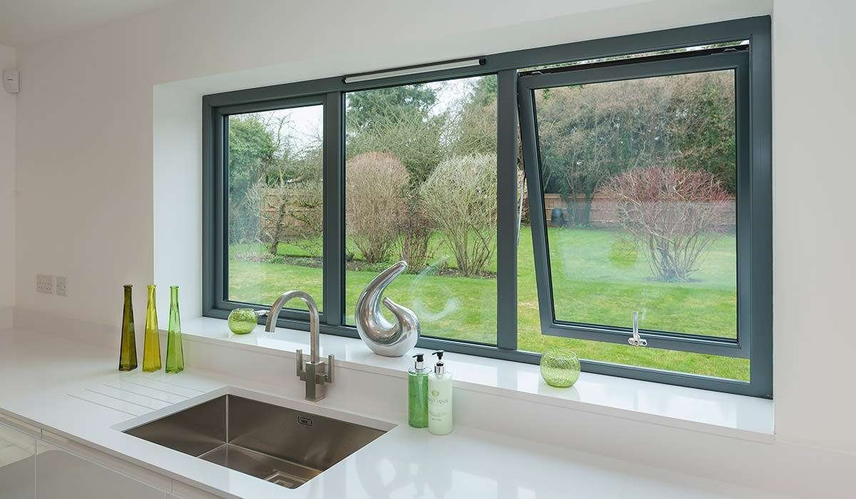 Ventanas correderas de aluminio en vivienda de Barcelona