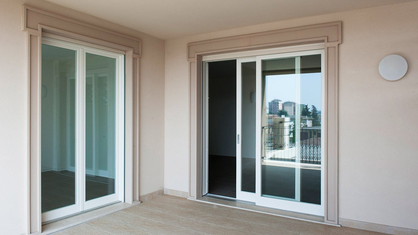 Cerramiento acristalado de aluminio en Barcelona